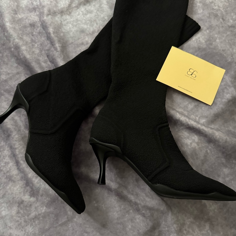 Elegant Black Women's Boots